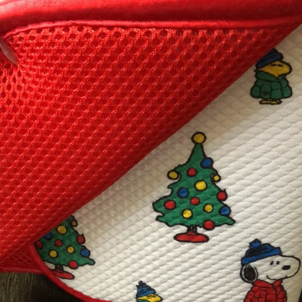 Peanuts Snoopy Puffer Jacket Christmas Holiday Drying Mats